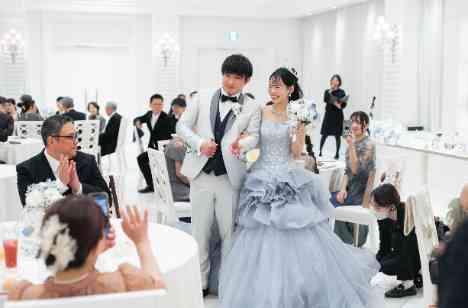 幸せの“ブルー”をたくさん詰め込んだ1日の披露宴画像