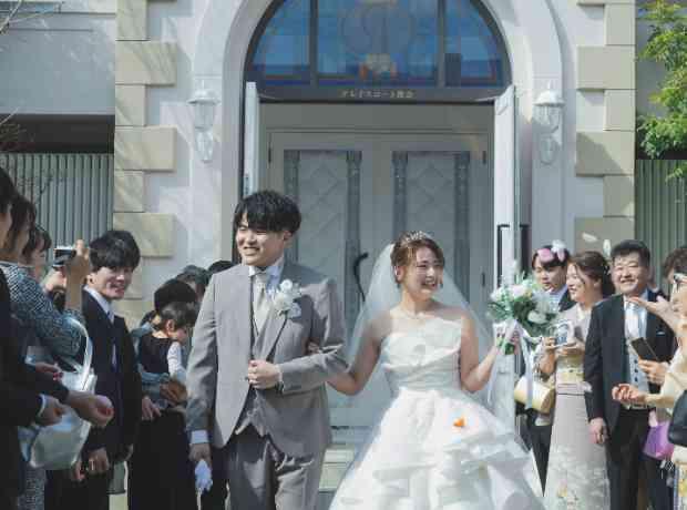 バイクとビールで乾杯！ゲストと楽しむ賑やか婚の挙式実例画像