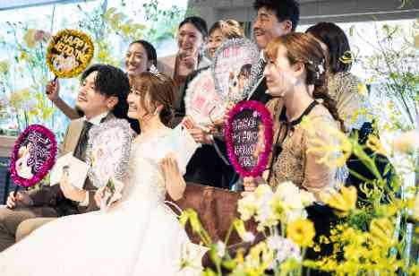 お二人のアイディアがたくさん詰まったWEDDINGの披露宴画像