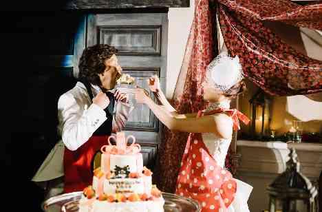 ご新婦様の大好きに囲まれたHappinessDayの披露宴画像