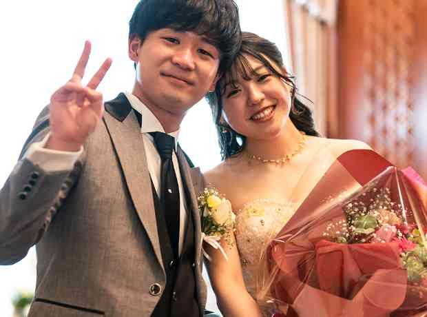 笑って、食べて、大盛り上がり！幸せいっぱいの結婚式の挙式実例画像