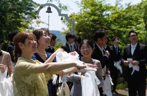 笑顔と感謝を紡ぐ 和モダンウエディングの演出画像