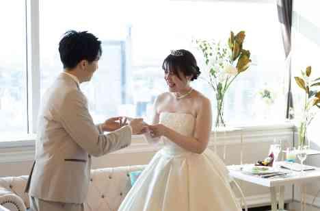 溢れる想いを大切な人へ届ける 心温まる結婚式の披露宴画像