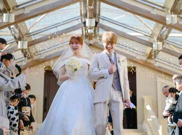 おふたりもゲストも、みんなが笑顔で楽しんだ結婚式の挙式実例画像