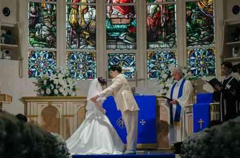 出逢いやご縁への感謝の気持ちをゲストに伝える結婚式の挙式画像