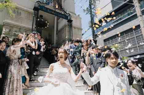 2人のこだわりと笑顔が詰まった特別な1日の準備・打ち合わせ画像