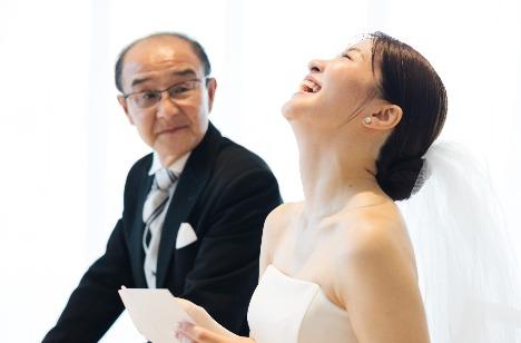 照れくささを越えて結び直した家族の絆と温かい食卓の挙式画像