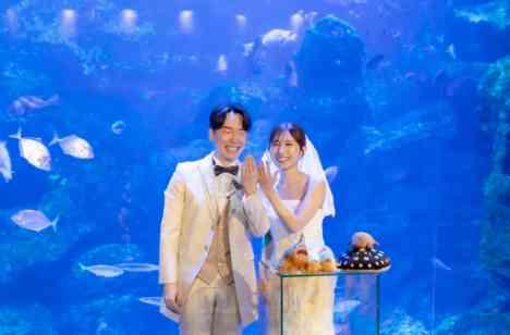 水族館で叶う、お二人らしさと感動の温かい結婚式の演出画像
