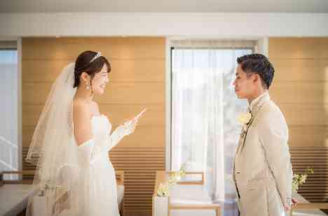【50名party】海辺の同窓会ウエディングの披露宴画像