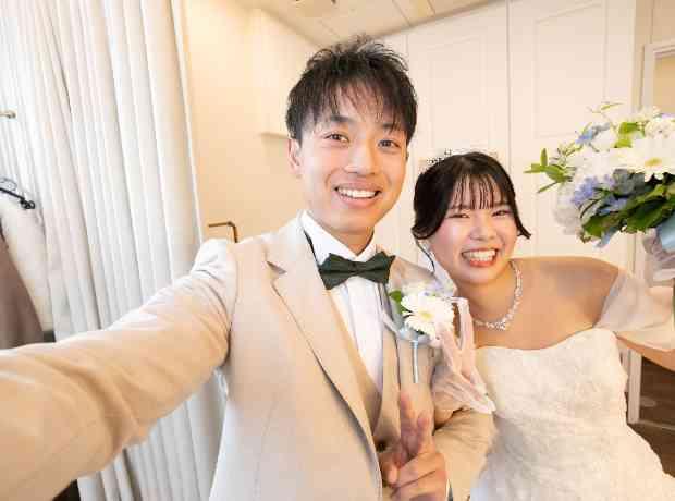 家族の絆と笑顔が広がる参加型ウエディングの挙式実例画像