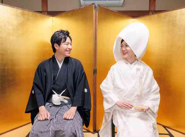 こだわりの世界観と演出でゲストを魅了した一日の挙式実例画像
