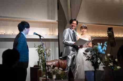 今日は私たちのライブ🎤ライブ会場がテーマの結婚式の披露宴画像