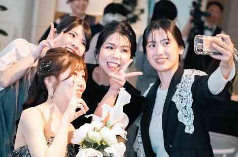 おもてなしも遊び心も!こだわりWeddingの披露宴画像