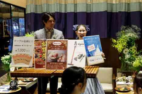 大切な人たちと楽しむ、笑顔あふれるおもてなしの一日の演出画像