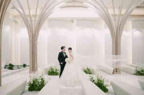 光と祝福が彩る、アートのような結婚式の準備・打ち合わせ画像