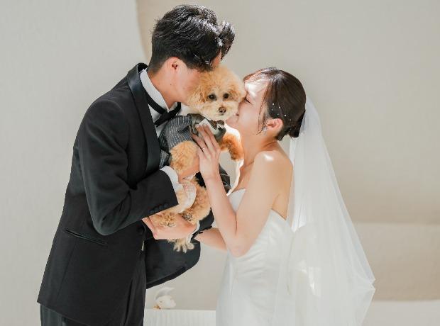 愛犬とともに紡ぐ、祝福に包まれた一日の挙式実例画像