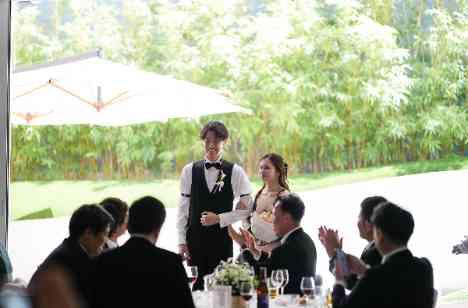 愛犬とともに紡ぐ、祝福に包まれた一日の演出画像