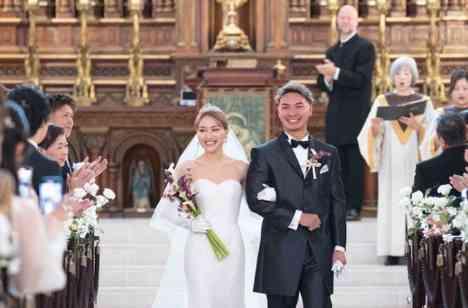 同窓会みたいな盛大でたのしい結婚式にの挙式画像