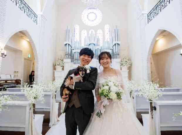 大好きと笑顔を詰め込んだ、ふたりらしい特別な一日の挙式実例画像
