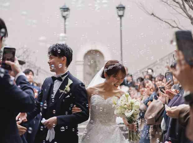 ゲストの皆様と過ごす特別なひとときを♡の挙式実例画像