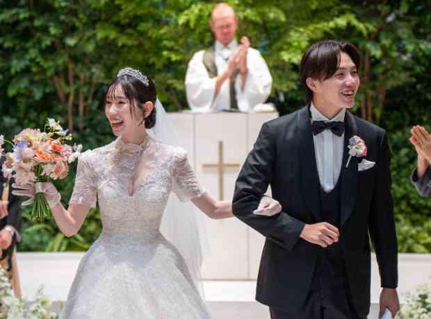 大切な人たちと一緒に楽しむ、ふたりらしい一日の挙式実例画像