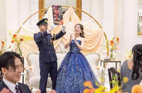 とびっきりの笑顔と感謝溢れるにぎやかな結婚式の演出画像