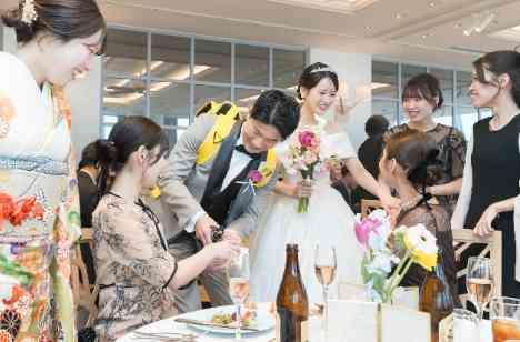 【Lots of Fun】笑顔咲く楽しい贈り物の演出画像