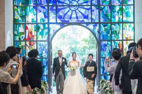 Happy Wedding&1stBirthdayの挙式画像