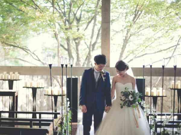 沖縄のご当地演出も取り入れたふたりらしい結婚式の挙式実例画像