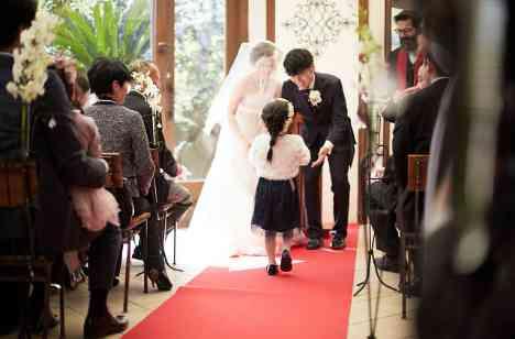 プロの技が光る映像演出! こだわり満載の結婚式の挙式画像