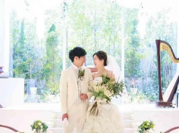 simple　×　whiteの挙式実例画像