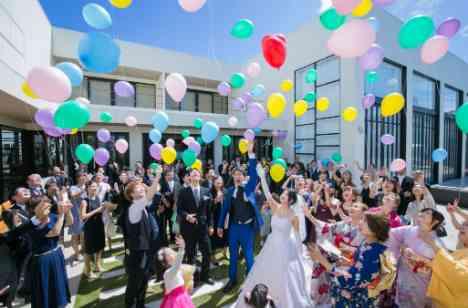 笑顔のたえない結婚式の演出画像