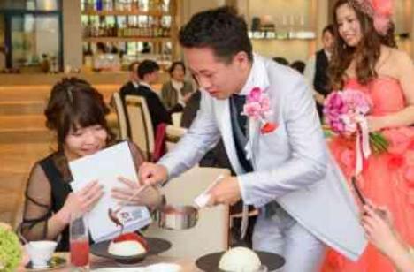 みんなで楽しむ結婚式の準備・打ち合わせ画像