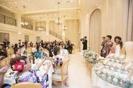 思いやりがたくさんの結婚式の披露宴画像
