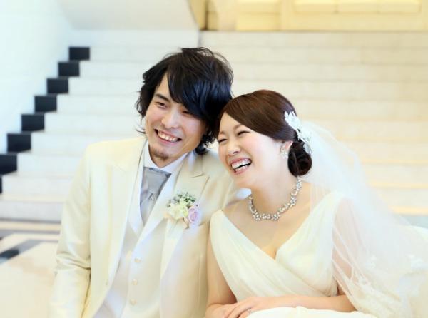 アットホームな結婚式の挙式実例画像