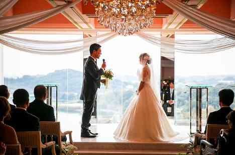 素朴なふたりのラスティックWeddingの挙式画像