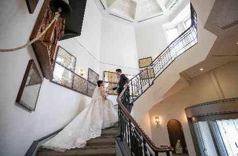 ゲストと一緒に楽しむ、一生の思い出に残る結婚式の挙式画像