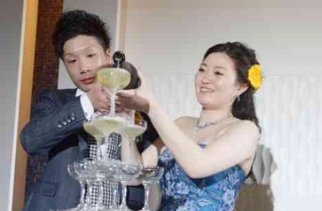 笑顔咲くウエディングパーティの演出画像