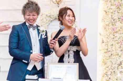 笑顔あふれる幸せweddingの披露宴画像