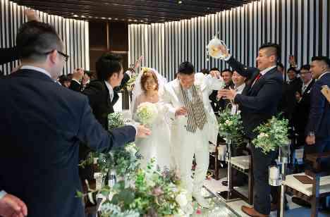 笑いあり涙ありの結婚式の挙式画像