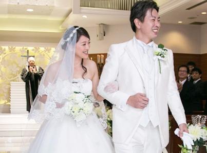 手作りアイテム満載なat home weddingの挙式実例画像