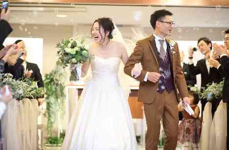 みんなで盛り上がったアットホームな結婚式！の挙式画像