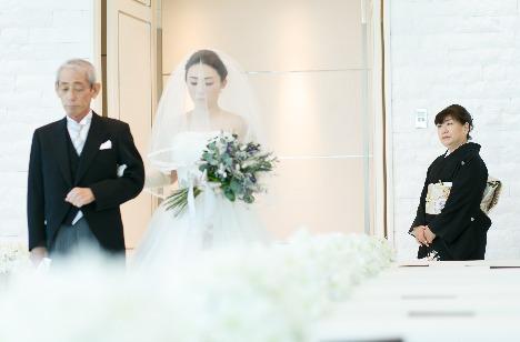ご両親には最大の感謝を、ご友人には最高の笑顔を★☆の挙式画像