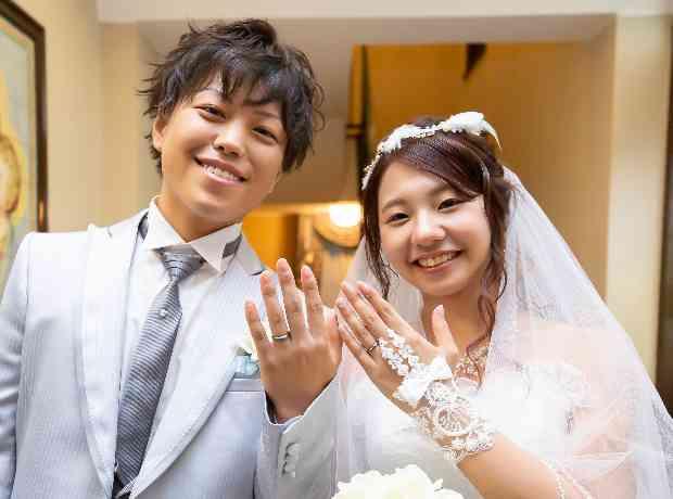 ゲスト参加型！季節感たっぷりハロウィンウエディングの挙式実例画像