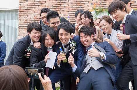 自由気ままなウエディングの挙式画像