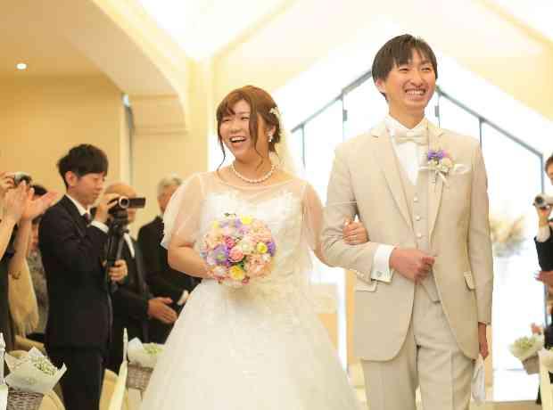 ハッピーイースターweddingの挙式実例画像