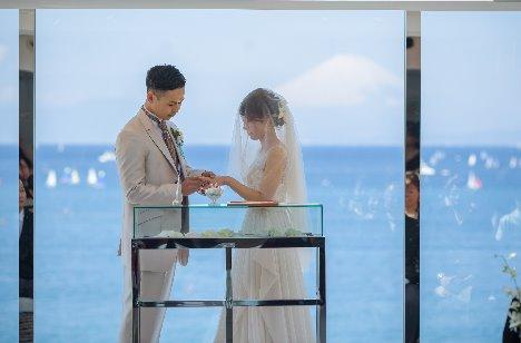 最高のロケーションで自分達らしい結婚式が叶った1日の挙式画像