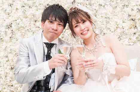 お料理を楽しむアットホームweddingの準備・打ち合わせ画像