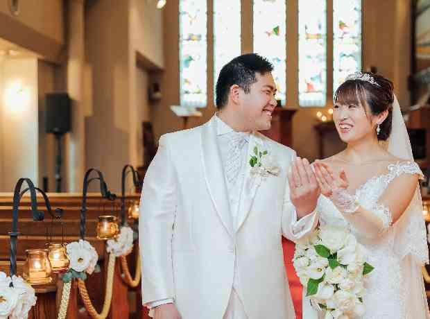 笑顔いっぱいの結婚式♪の挙式実例画像