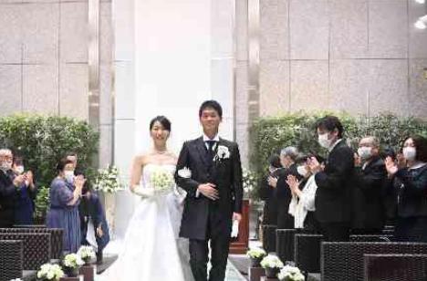 ご親族だけの少人数ウェディング Kkrホテル東京の結婚式挙式実例 結婚式場探しはハナユメ